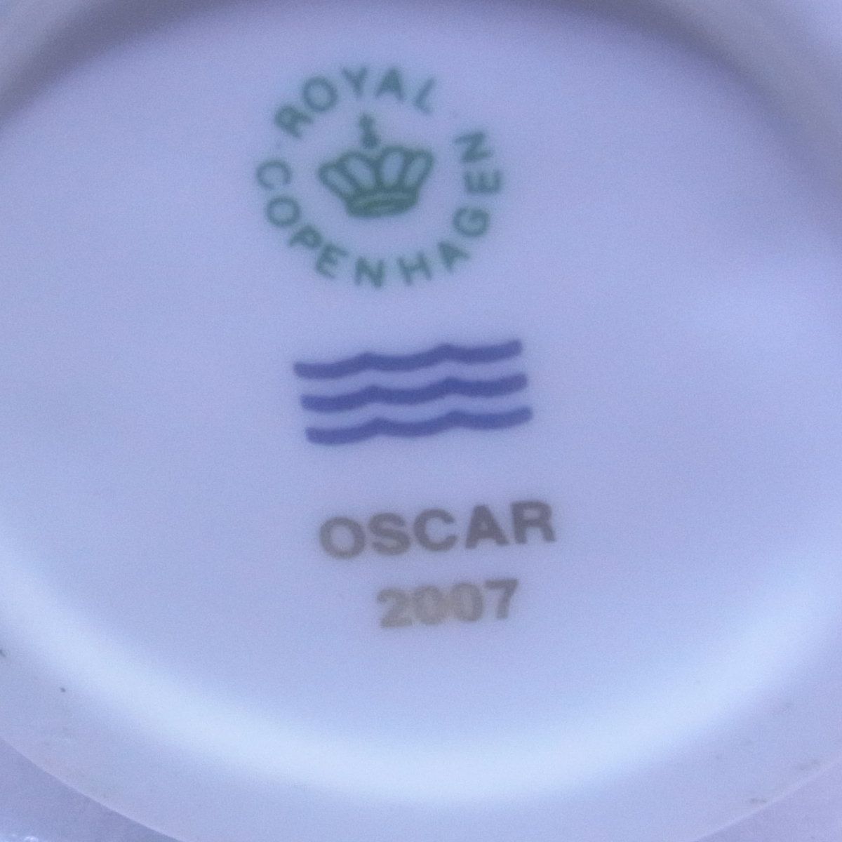   ロイヤルコペンハーゲン イヤーフィギュリン 2007年 オスカー スーザン ロイヤルコペンハーゲン ROYAL COPENHARGEN イヤーフィギュリン 2007年