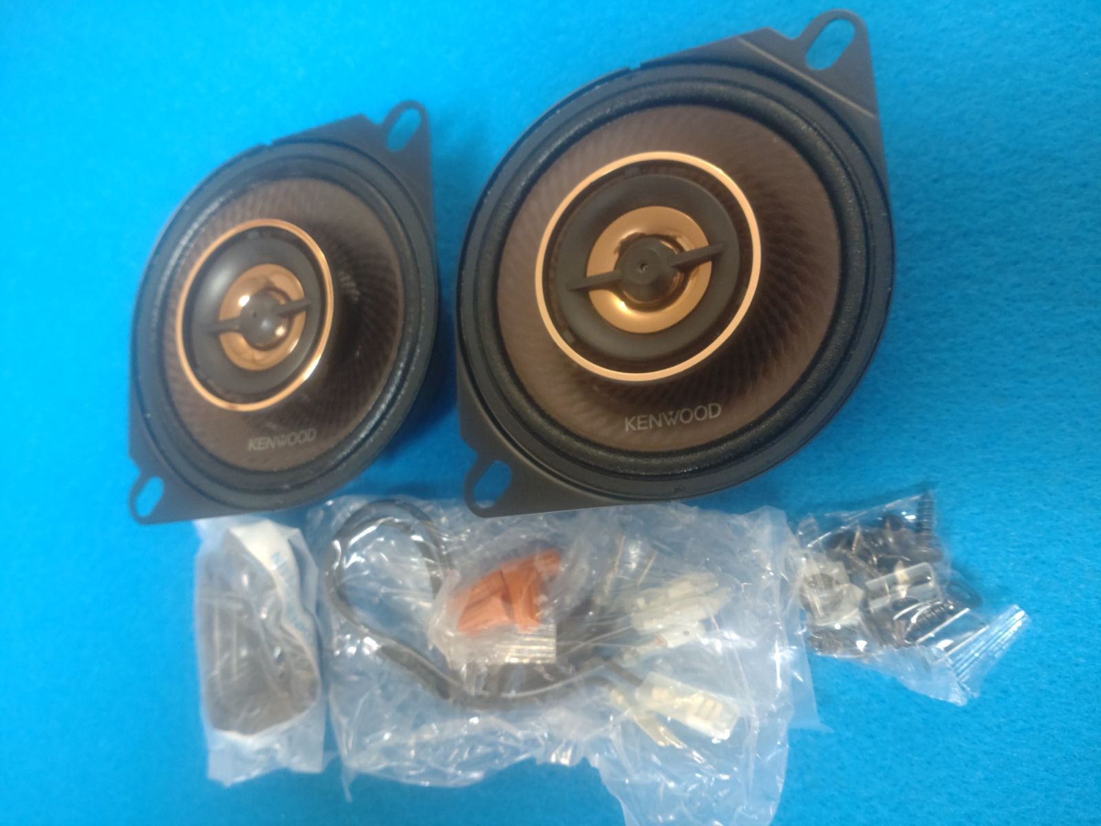 スピーカコード