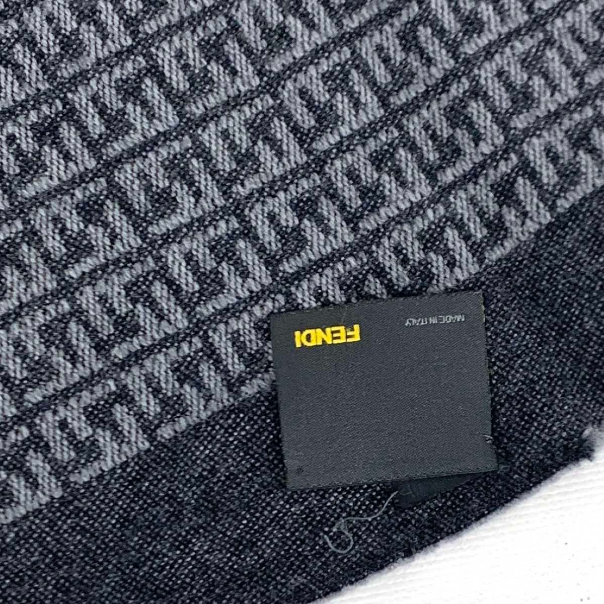 フェンディ FENDI マフラー ストール ズッカ柄 ウール100% g833 FENDI