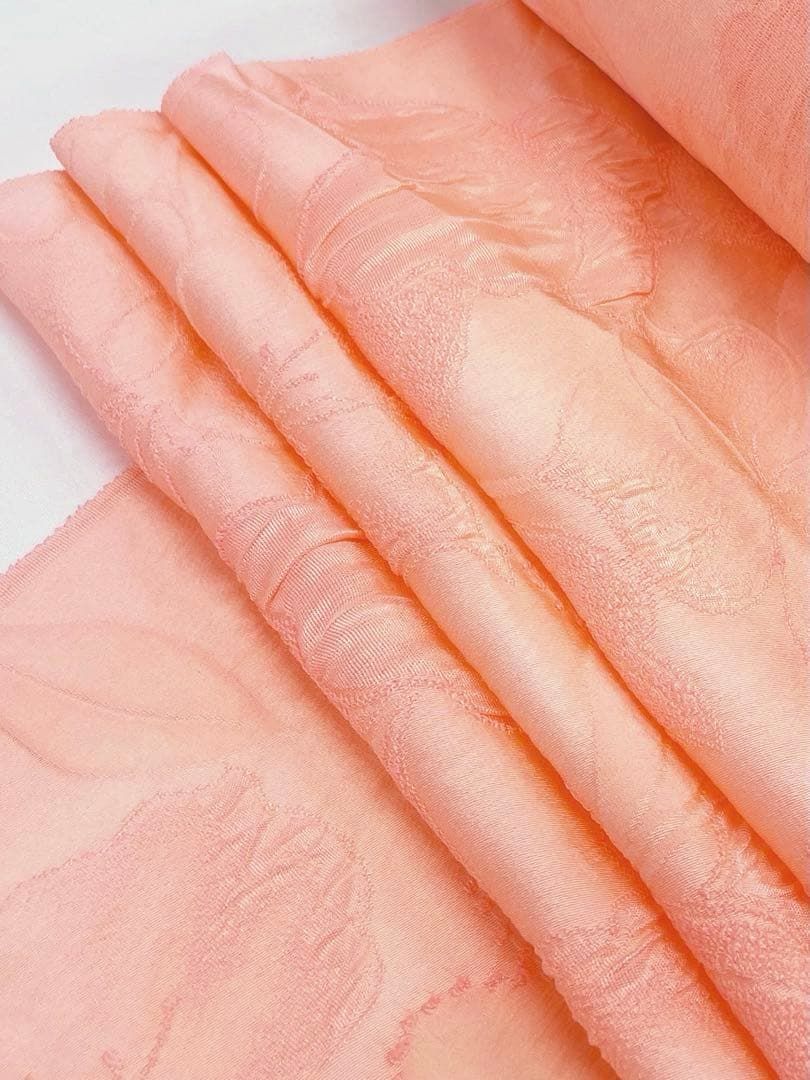 コート地 ふくれ織 紋意匠 正絹 反物 - メルカリ