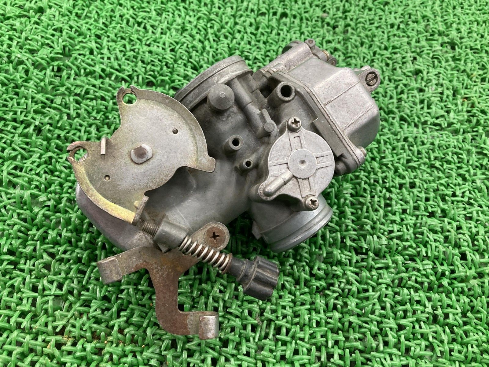 XL250R キャブレター 10C[A]TVウ ホンダ 純正 中古 バイク 部品 パリダカール 修復素材に 車検 Genuine 16 XL250R キャブレター 10C[A]TVウ ホンダ 純正 バイク 部品 パリ