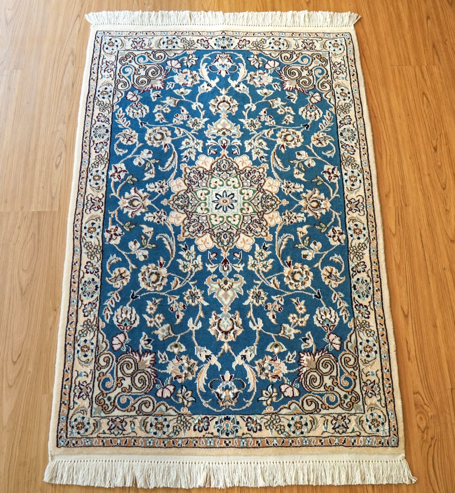 ペルシャ手織りギャッベ 120x80 アマレ族 ギャベ 120×80cm 【ペルシャ絨毯 手織りギャッベ】アマレ族ギャッベ ギャベ