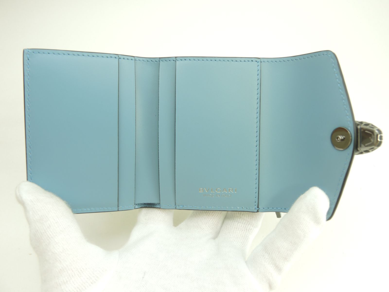 ブルガリ 三折財布 セルペンティ 型押レザー水色 ミニ財布 未