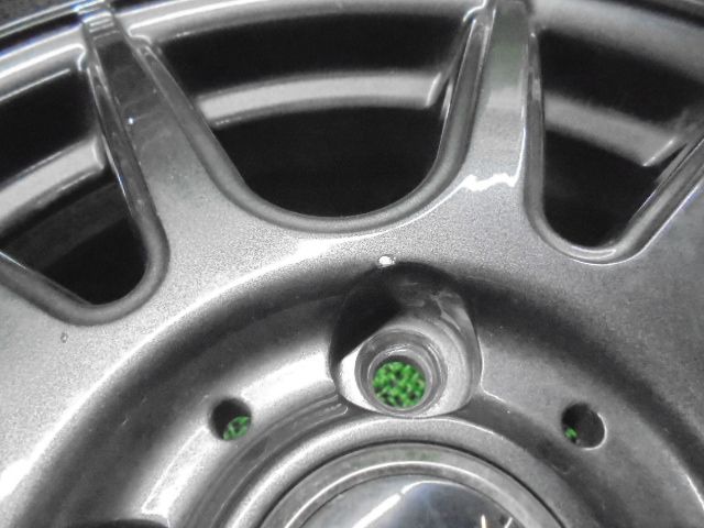 スタッドレスタイヤ