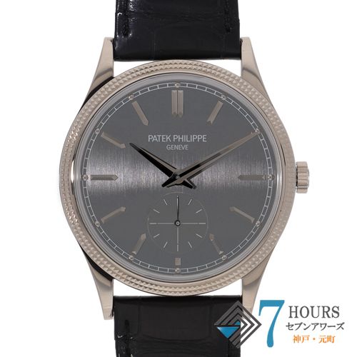 GUCCI SYNC 137.1の腕時計（ブラックシリコンストラップ付き） グッチ