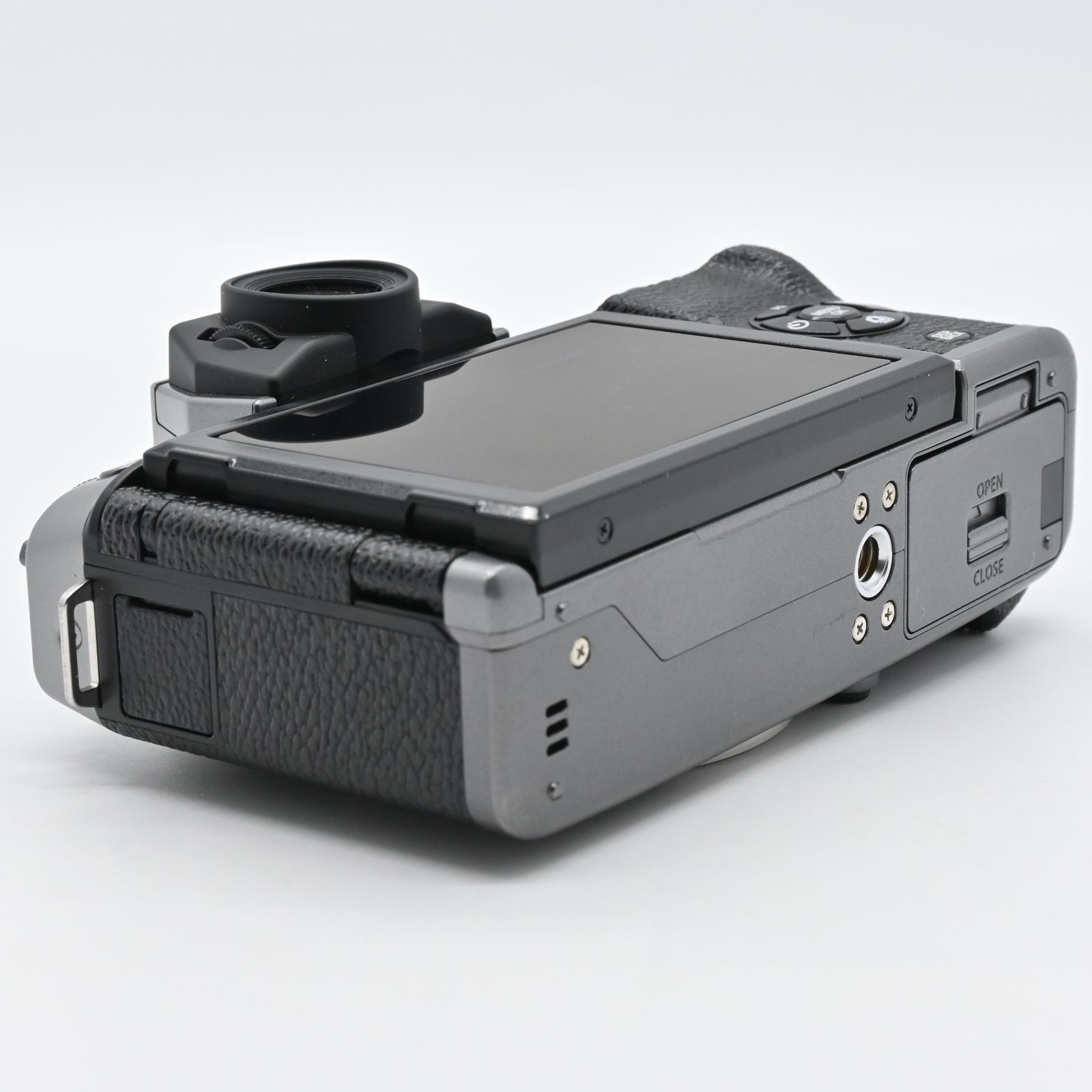 ボディ ダークシルバー