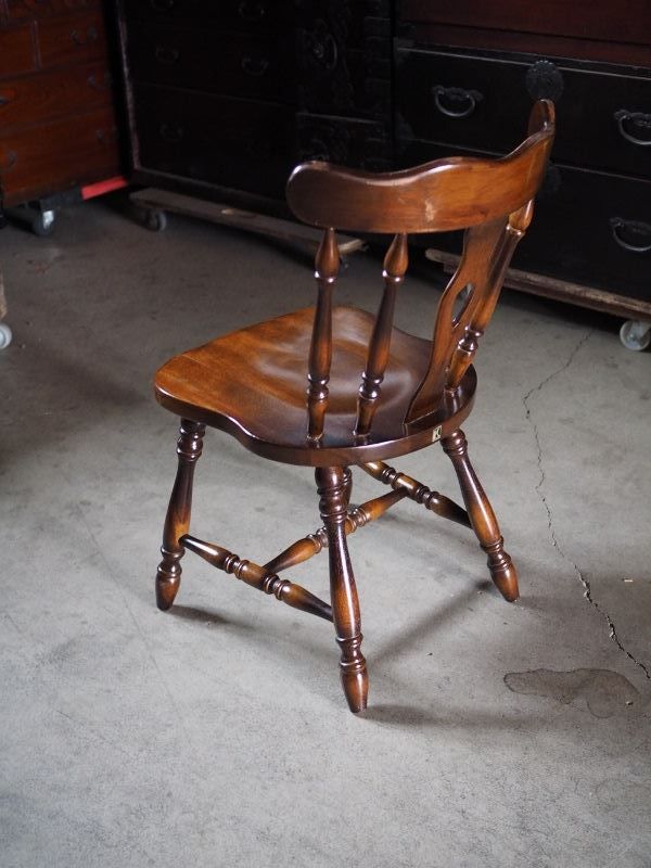 飛騨家具キツツキ椅子 昭和後期 古録展 送料無料 中古 品番I908 - メルカリ