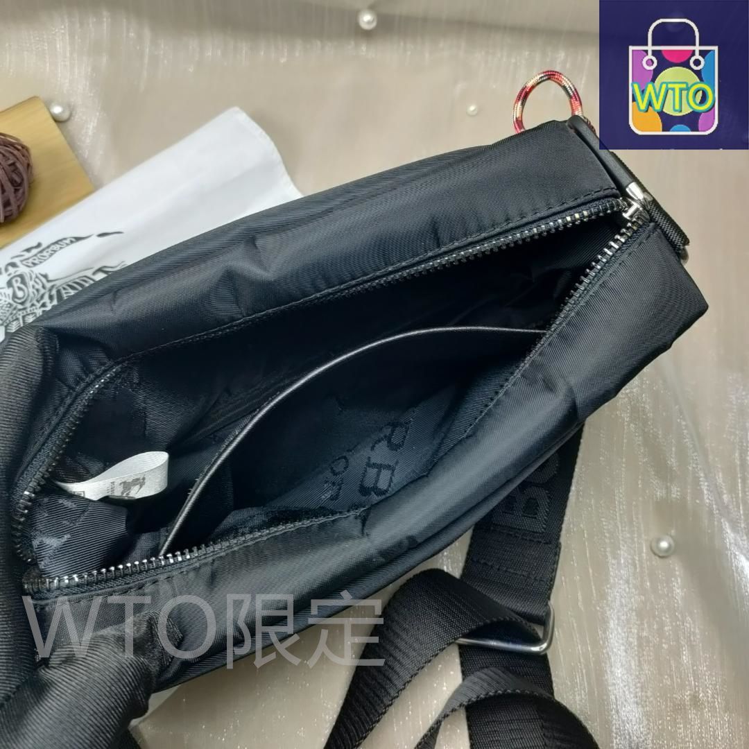 バーバリー ショルダーナイロンバッグ