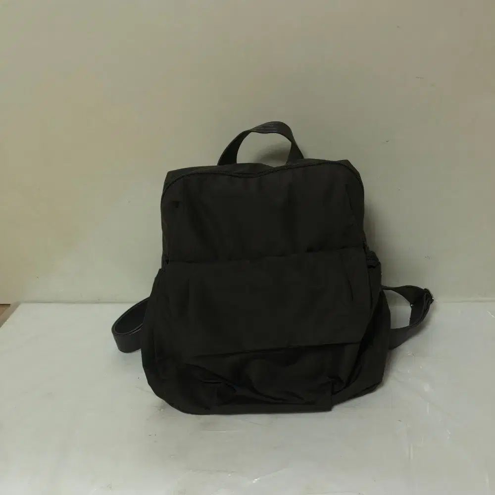 マンダリナダック バックパック 9925