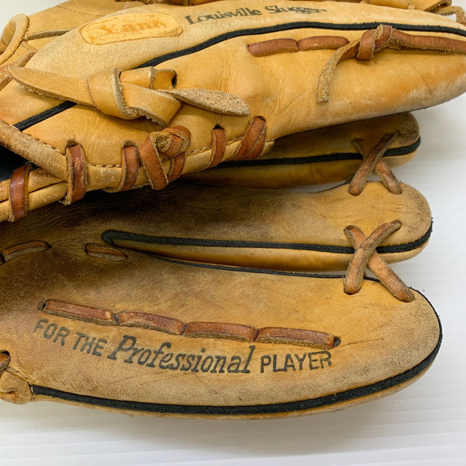 ルイスビルスラッガー Louisville Slugger ソフトボール用 大人 一般