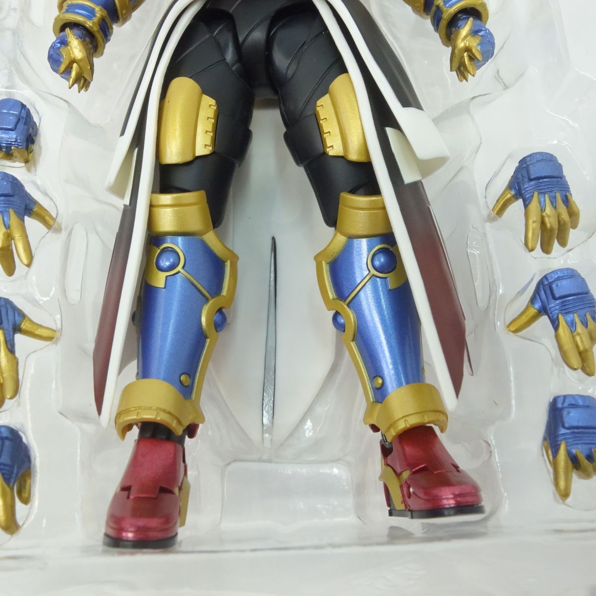 抽選販売】S.H.Figuarts 仮面ライダーエボル ブラックホール