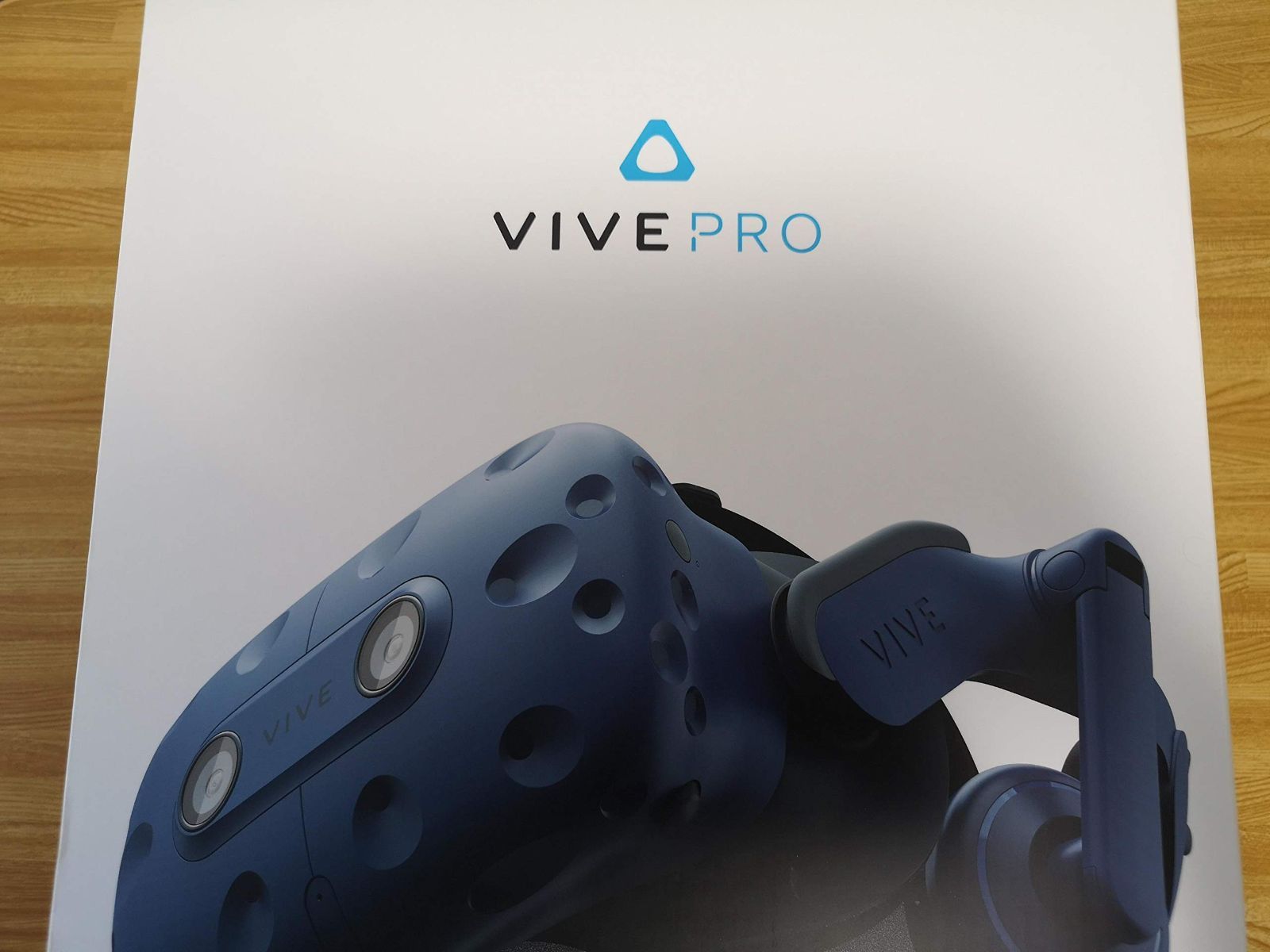 買取り実績 ほぼ新品 HTC VIVE PRO HMD (アップグレードキット) 28640