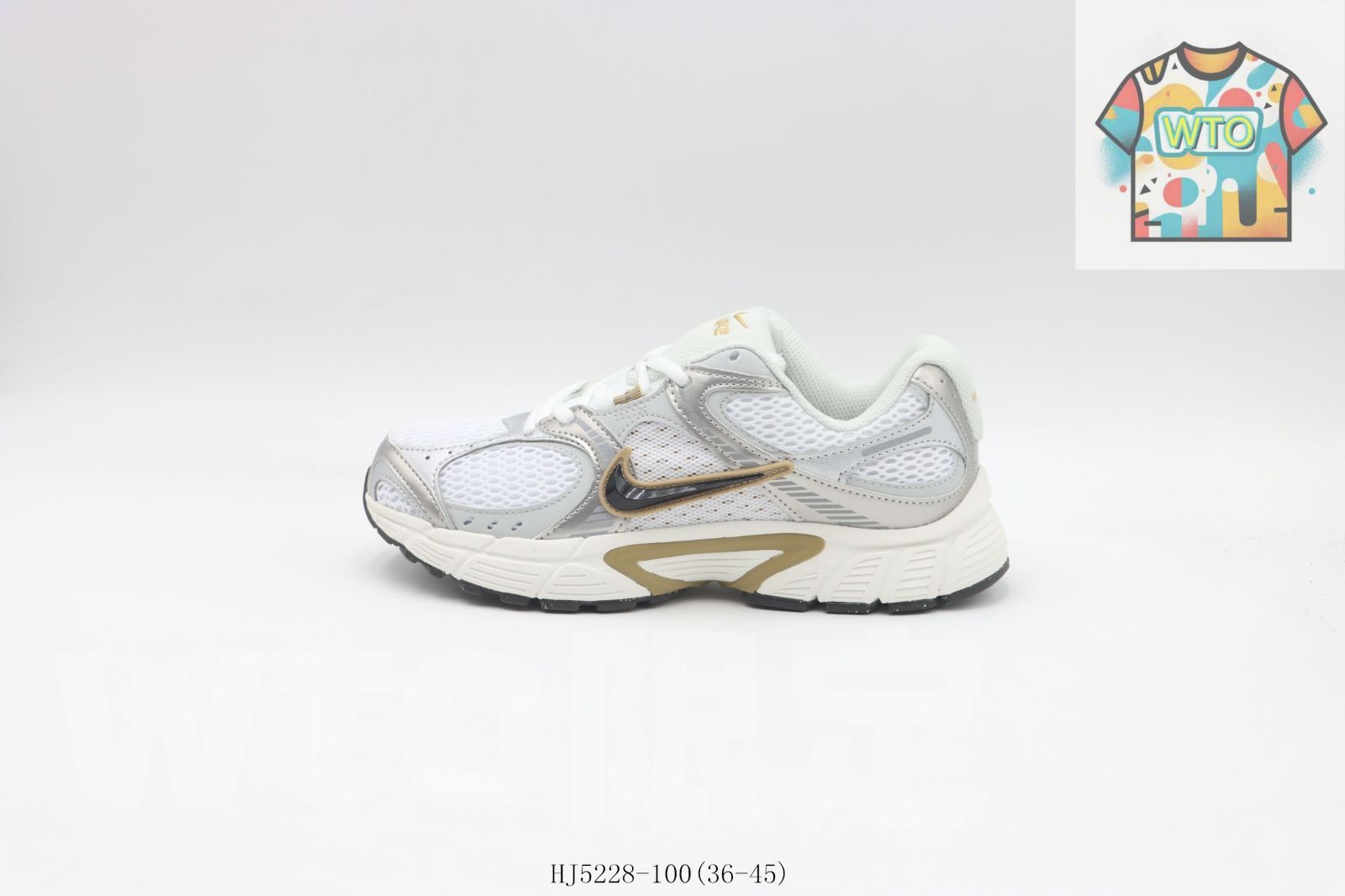 今日WTO】Nike ナイキ ランニングシューズ HJ5228-100 ホワイト