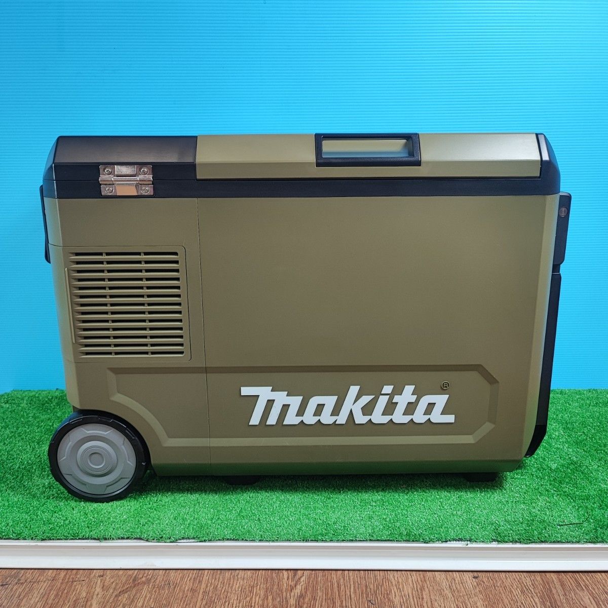 ☆マキタ(makita) コードレス冷温庫 CW004GZO【岩槻店】 - メルカリ