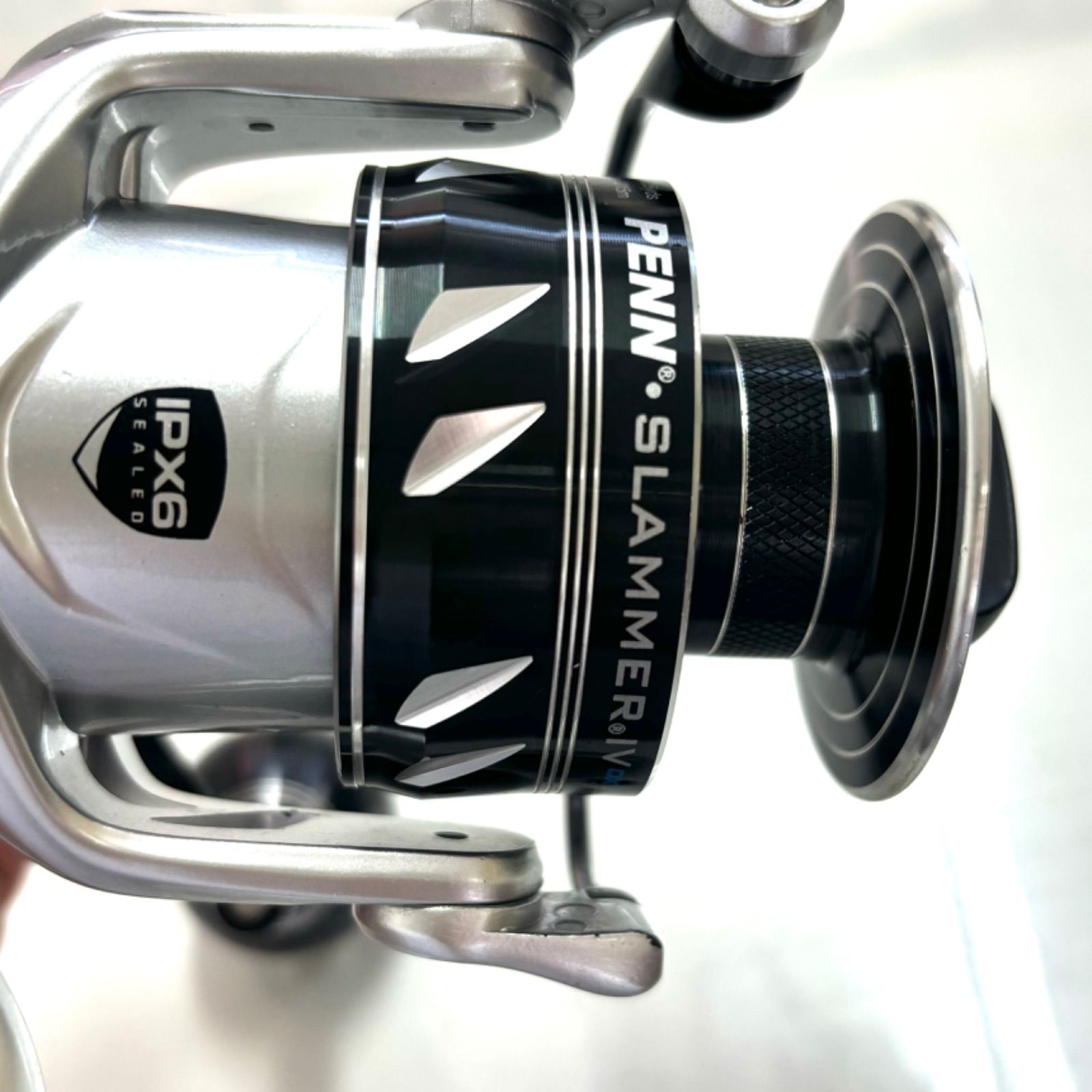 美品】PENN SLAMMER IV DX4500 ペンスラマー4 リールIPX6