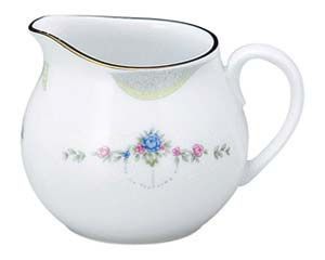 ヤ573 138 グレース クリーマー