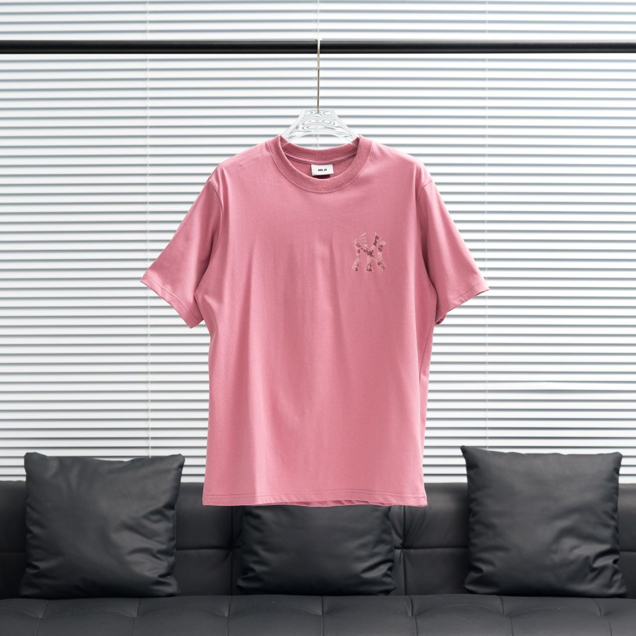 MLB Tシャツ ニューヨーク・ヤンキース ピンク MLB Tシャツ ニューヨーク・ヤンキース(ニューヨーク