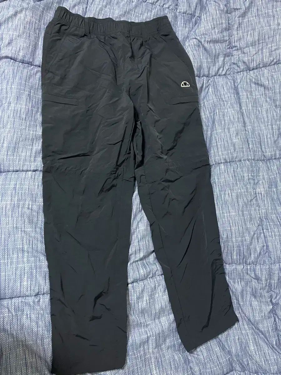 ellesse(エレッセ) ナイロン パンツ