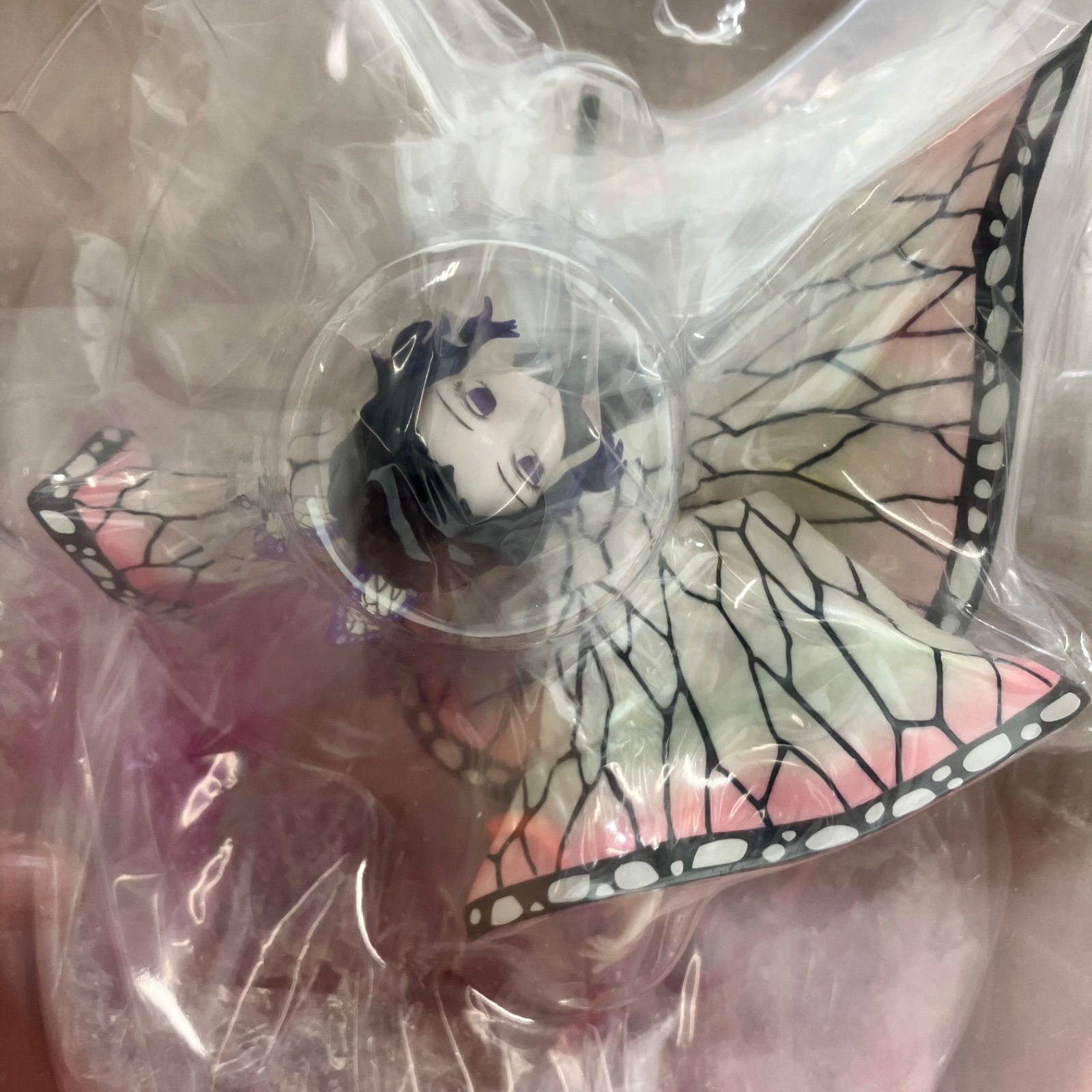 【新品未開封】鬼滅の刃　胡蝶しのぶ　フィギュア　アニプレックス Amazon.co.jp: ANIPEX 1/8スケール 鬼滅の刃 胡蝶しのぶ ABS&PVC