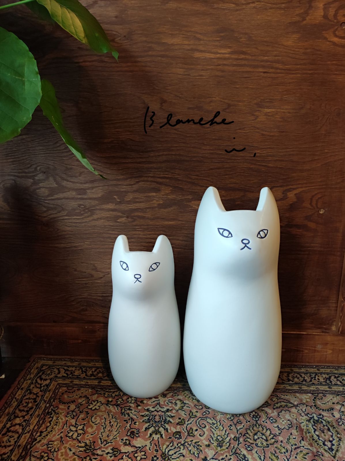 猫 陶器 置物 おしゃれ 大正時代 手塗り色絵 可愛い招き猫 招福 縁起物