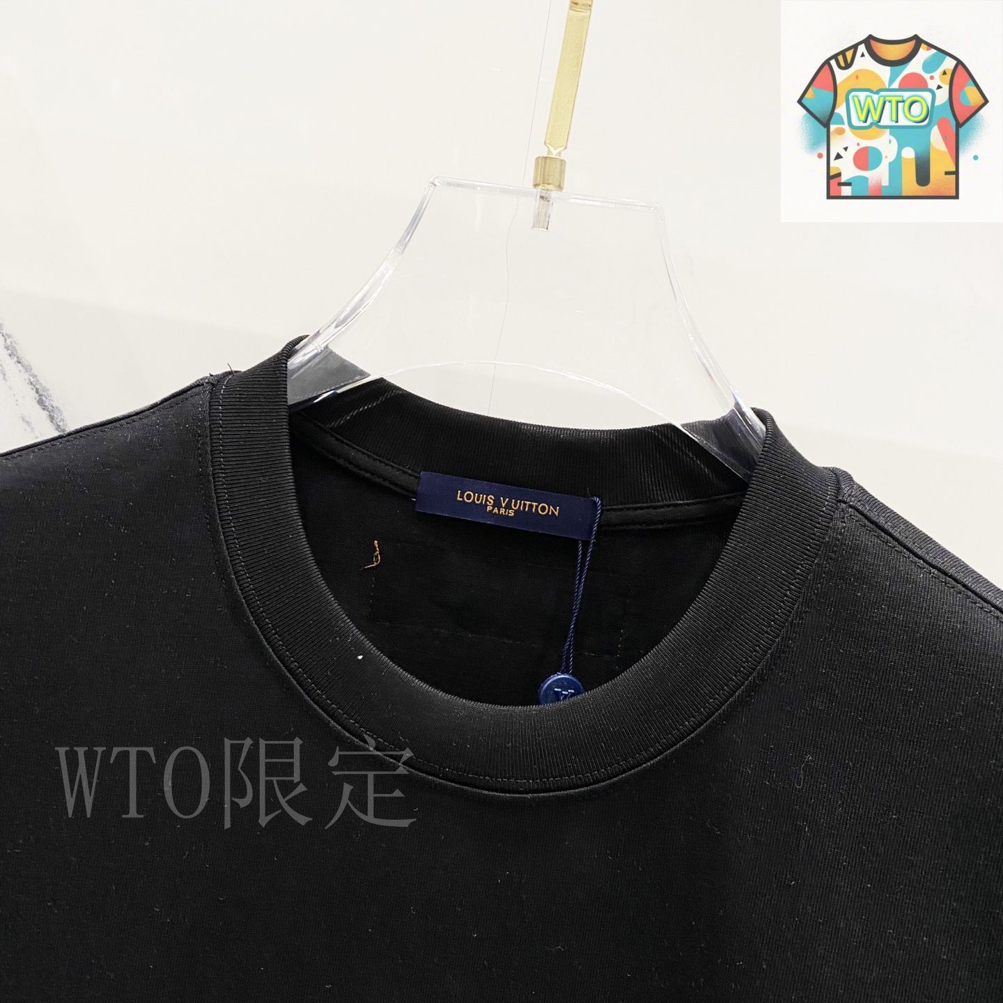 今日特価】LV 320g 立体刺繍 T-1 - メルカリ