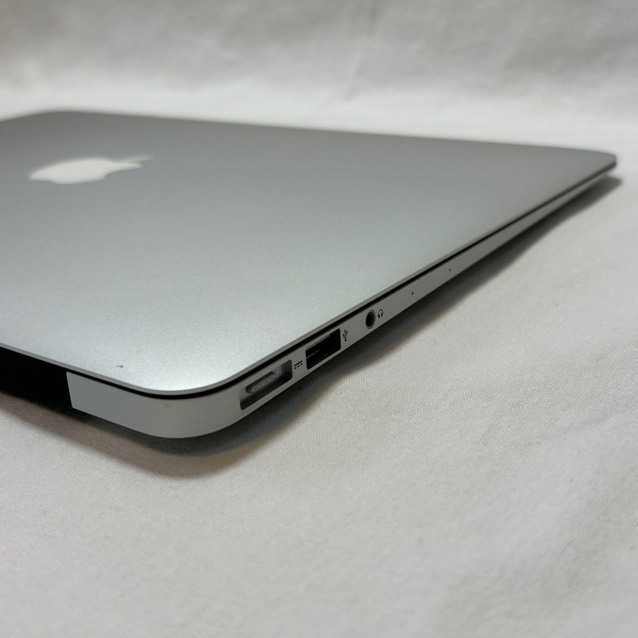 ジャンク MacBook|Air|13インチ|A1466|2017年製|MQD32J|A|ストレージ故障|起動OK