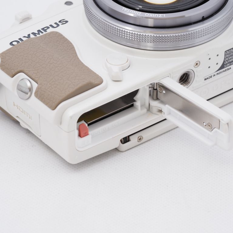 OLYMPUS Stylus XZ-2 ホワイト Amazon.co.jp: OLYMPUS デジタルカメラ STYLUS XZ-2 1200万画素