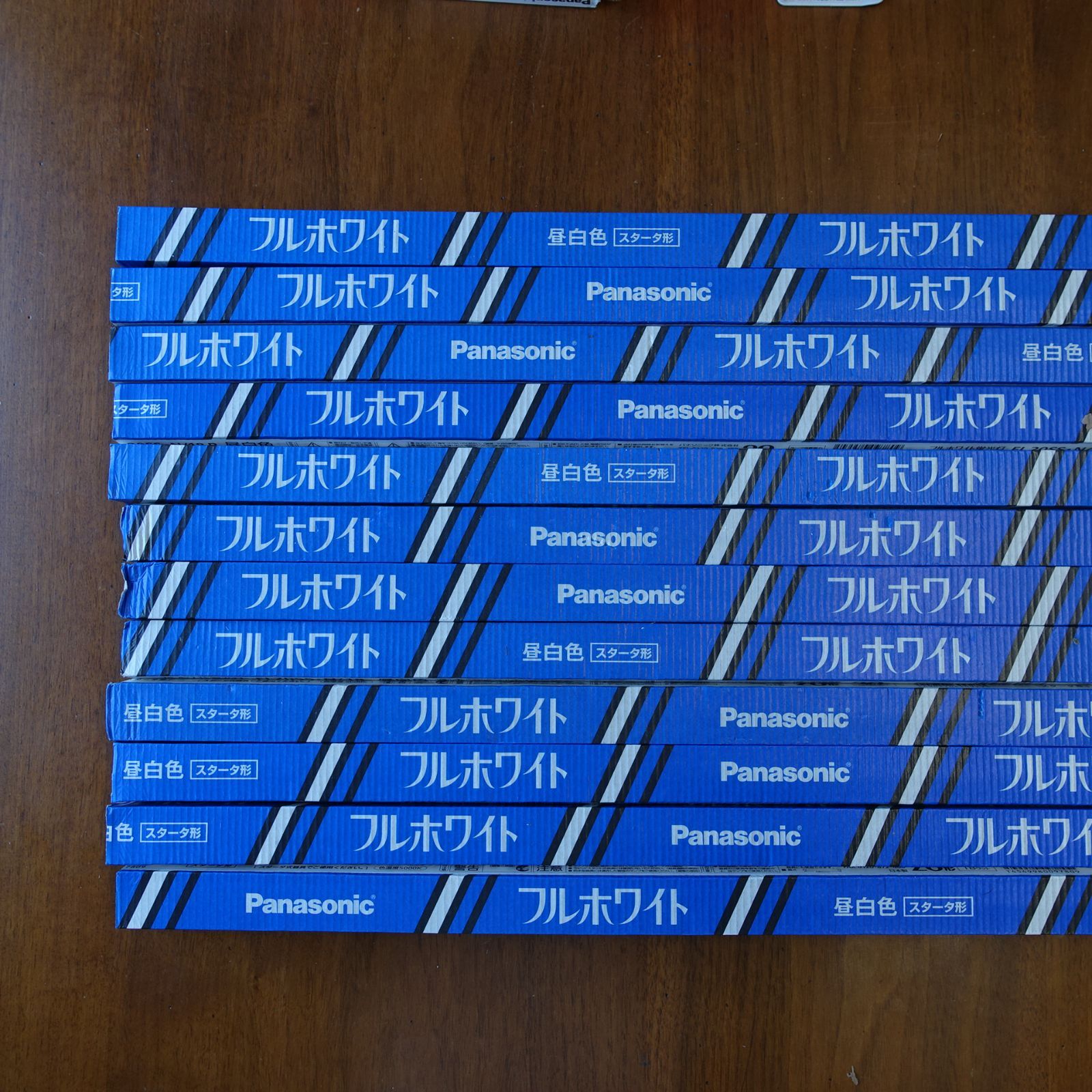 TOSHIBA FL20SS-N/18 昼白色蛍光灯 25本入り TOSHIBA 東芝 直管蛍光