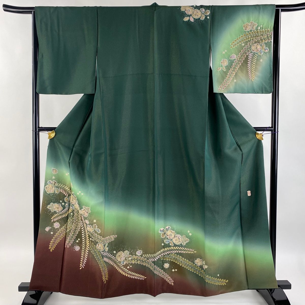 付け下げ　辻ヶ花　金彩　幻想的　グリーン　着物　084w d 付け下げ 辻ヶ花 金彩 幻想的 グリーン 着物 084w d - メルカリ