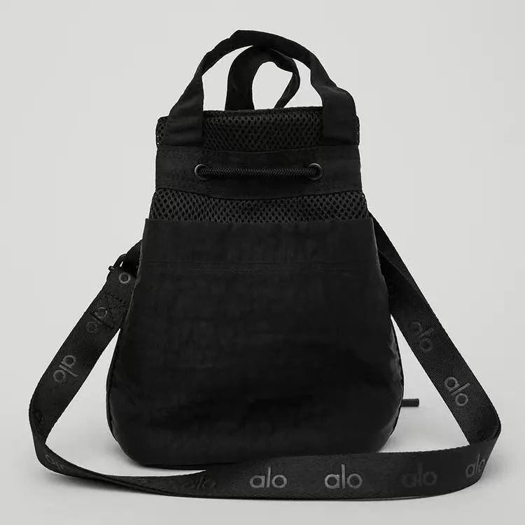 alo ヨガバッグ フィットネス ジッパー 収納バッグ 新品 Alo Yoga アロヨガ フィットネスバッグ ショルダーバッグ 2