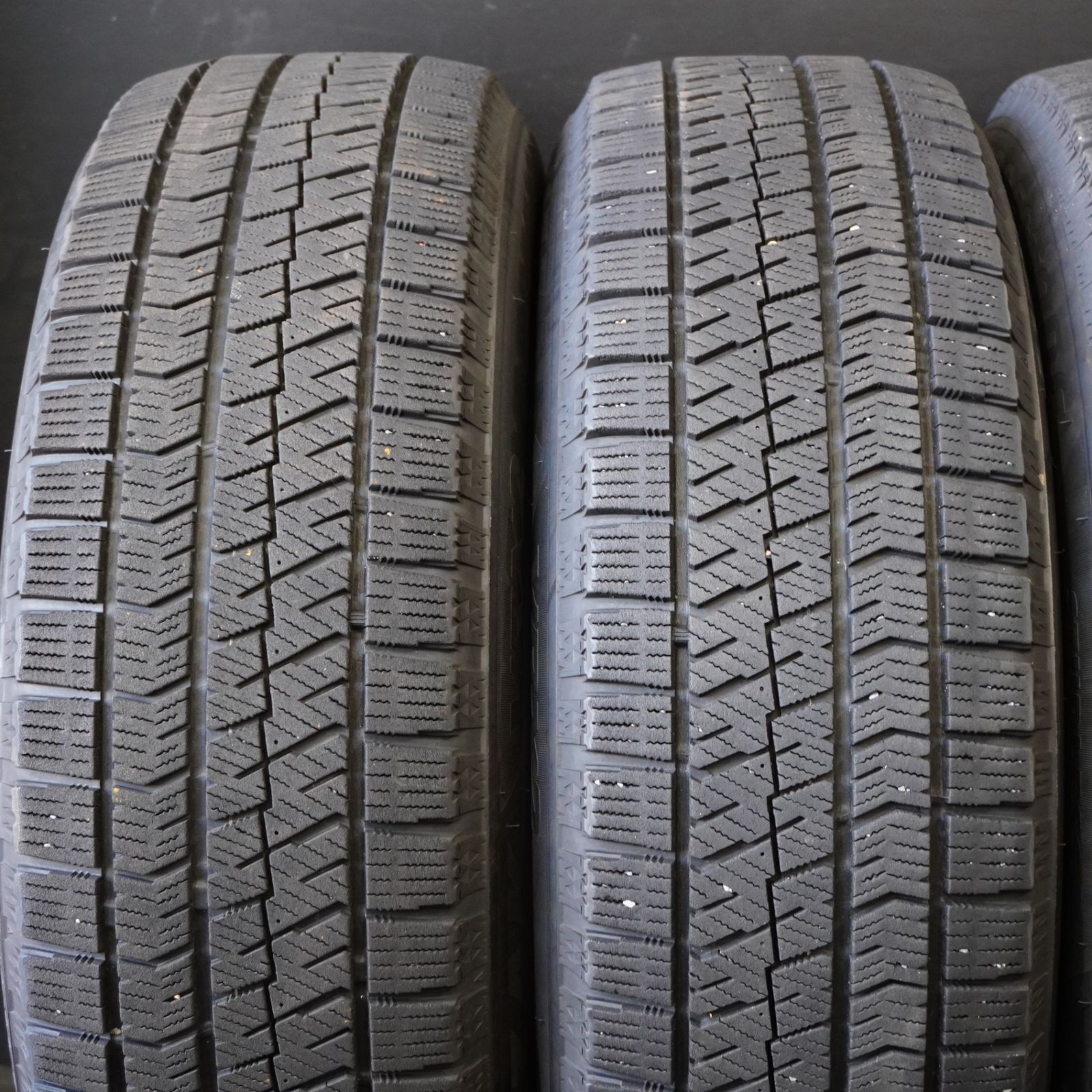 ブリヂストン BLIZZAK