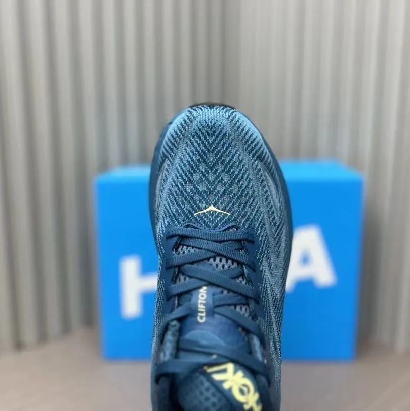 【人気商品・新品未使用】HOKA ONE ONE Clifton 9 ランニングシューズ スニーカー メンズ レディース ホカオネオネ CLIFTON9 HOKA 21