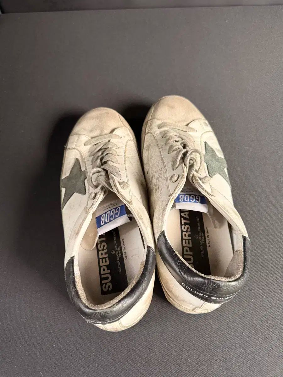 GOLDEN GOOSE ゴールデングース 41サイズ 傷なし S級 靴 スニーカー