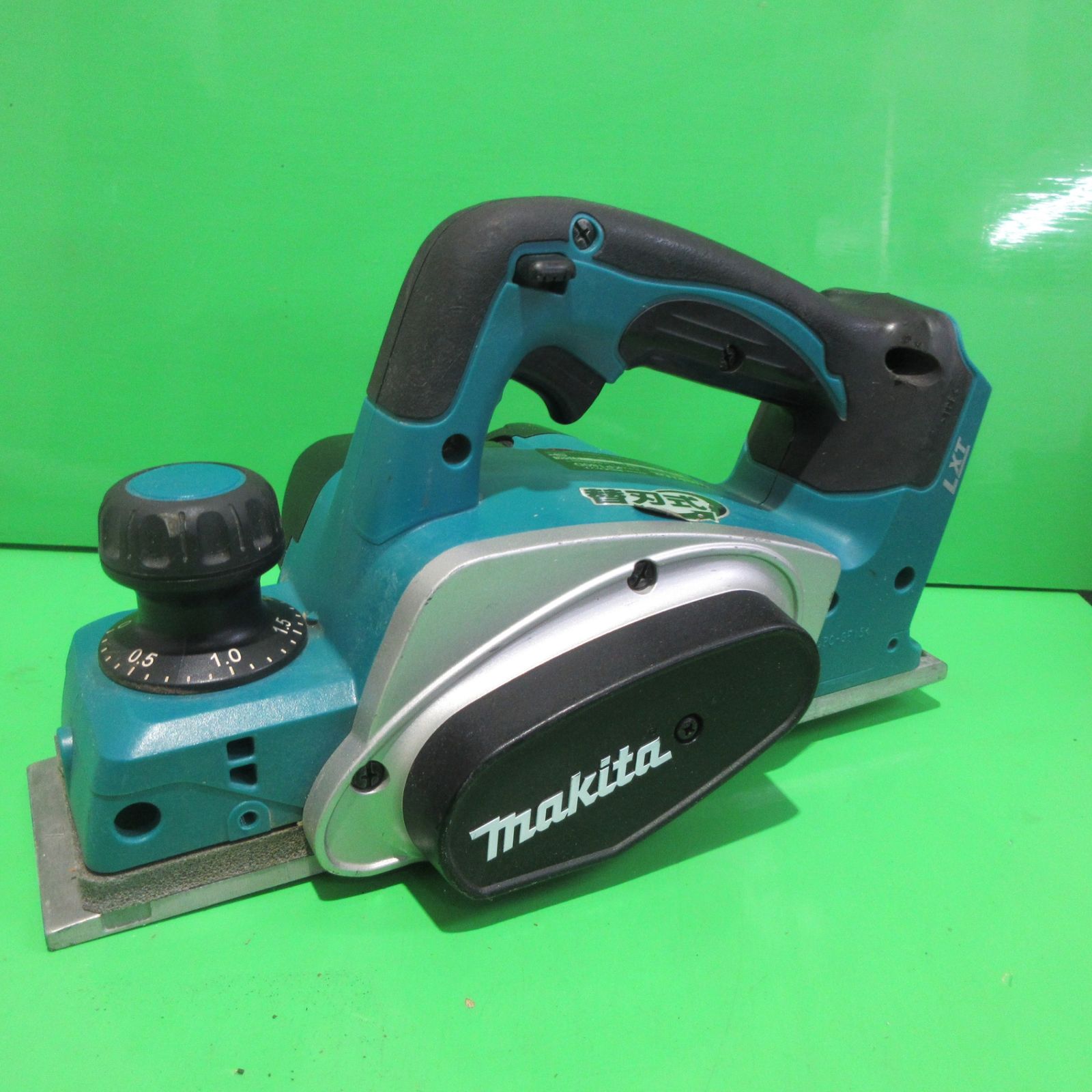 マキタ(makita) コードレスカンナ KP180DZ【町田店】