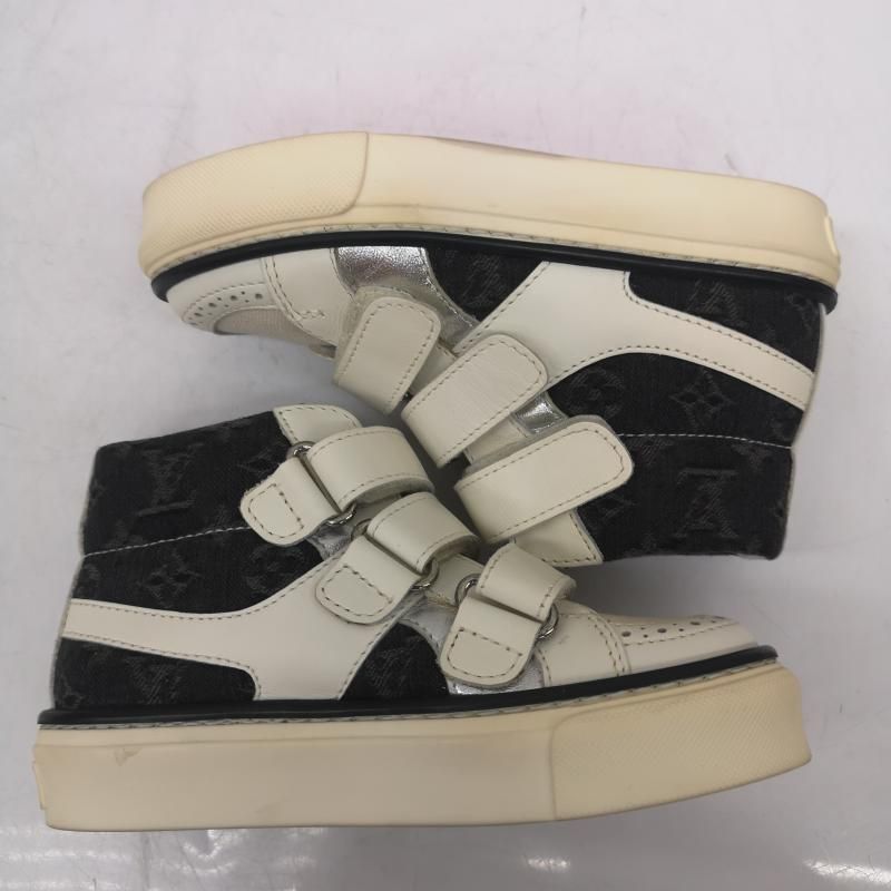 キッズ モノグラム