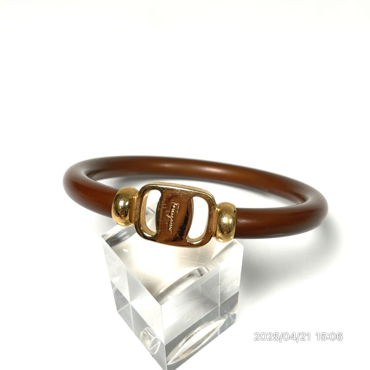 Ferragamo サルヴァトーレフェラガモ ヴァラ ブラウン系 バングル ブレスレット アクセサリー 装飾品