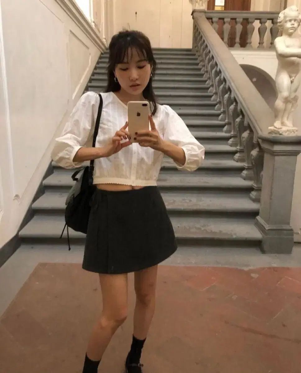 HOWUS ホワス セージ ブラウス