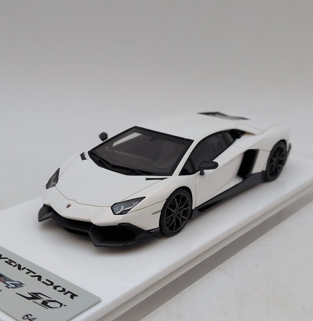 Make Up 1|43 EIDOLON Lamborghini Aventador LP720-4 50° Anniversario 2013 パールホワイト