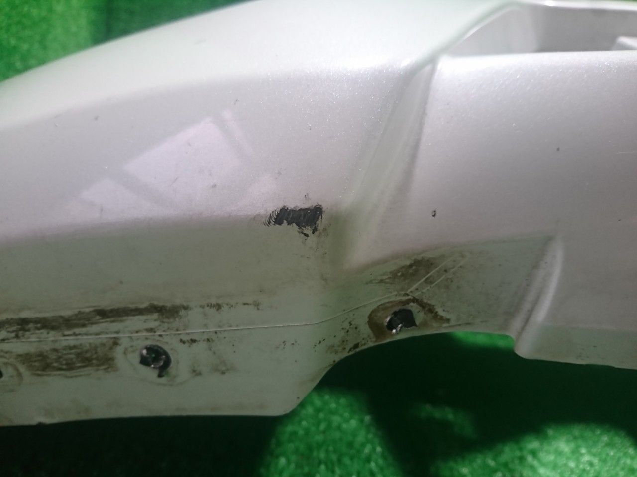 フロントバンパー