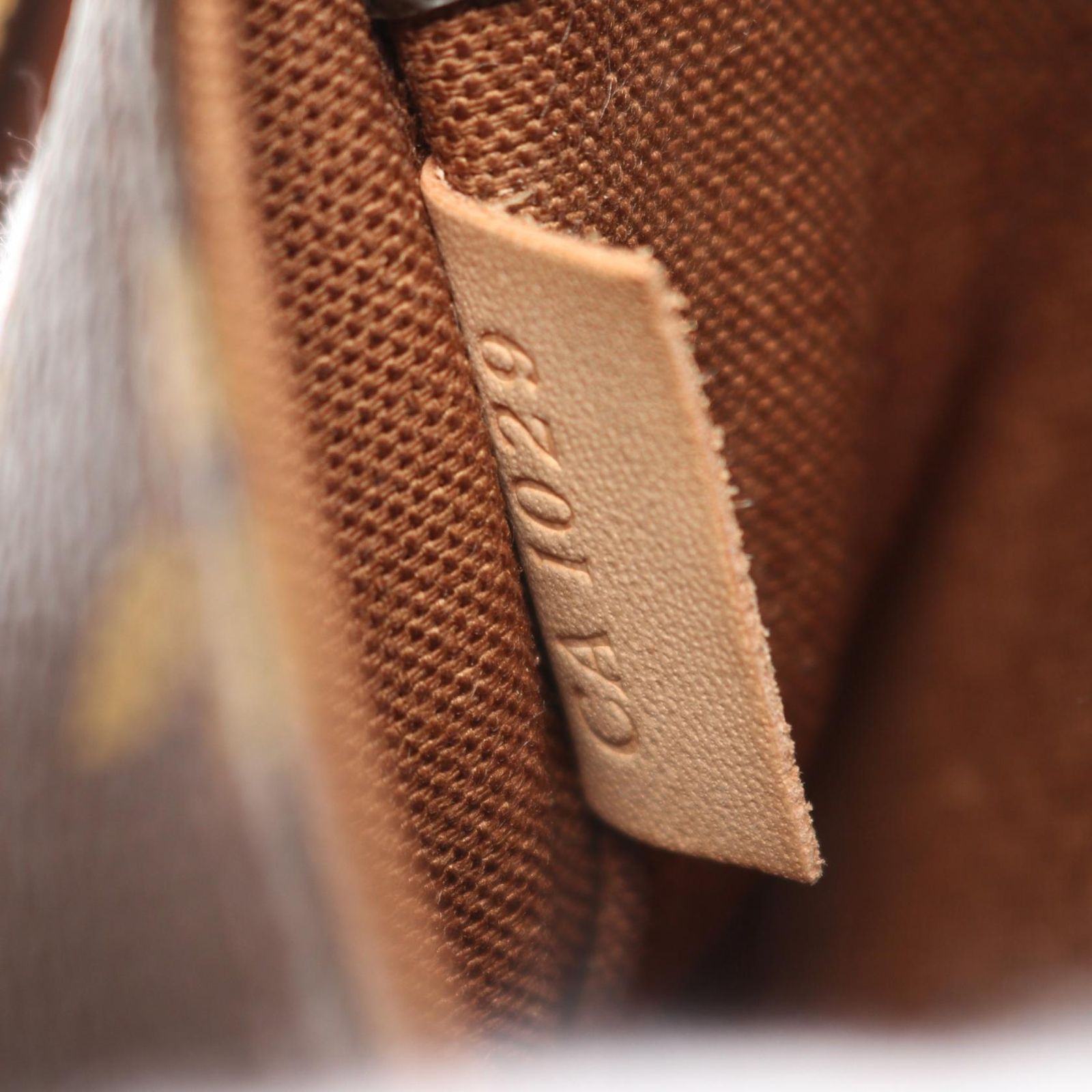 LOUIS VUITTON ルイ・ヴィトン ポシェットガンジュ モノグラム