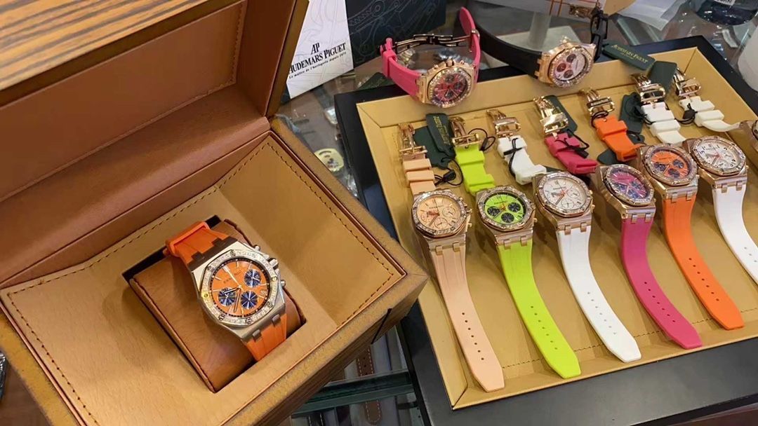 AP オーデマ ピゲ Audemars Piguet ロイヤルオーク レディースモデル - ダイヤモンドベゼル＆食品グレードゴムバンド 37mm｜ ｜