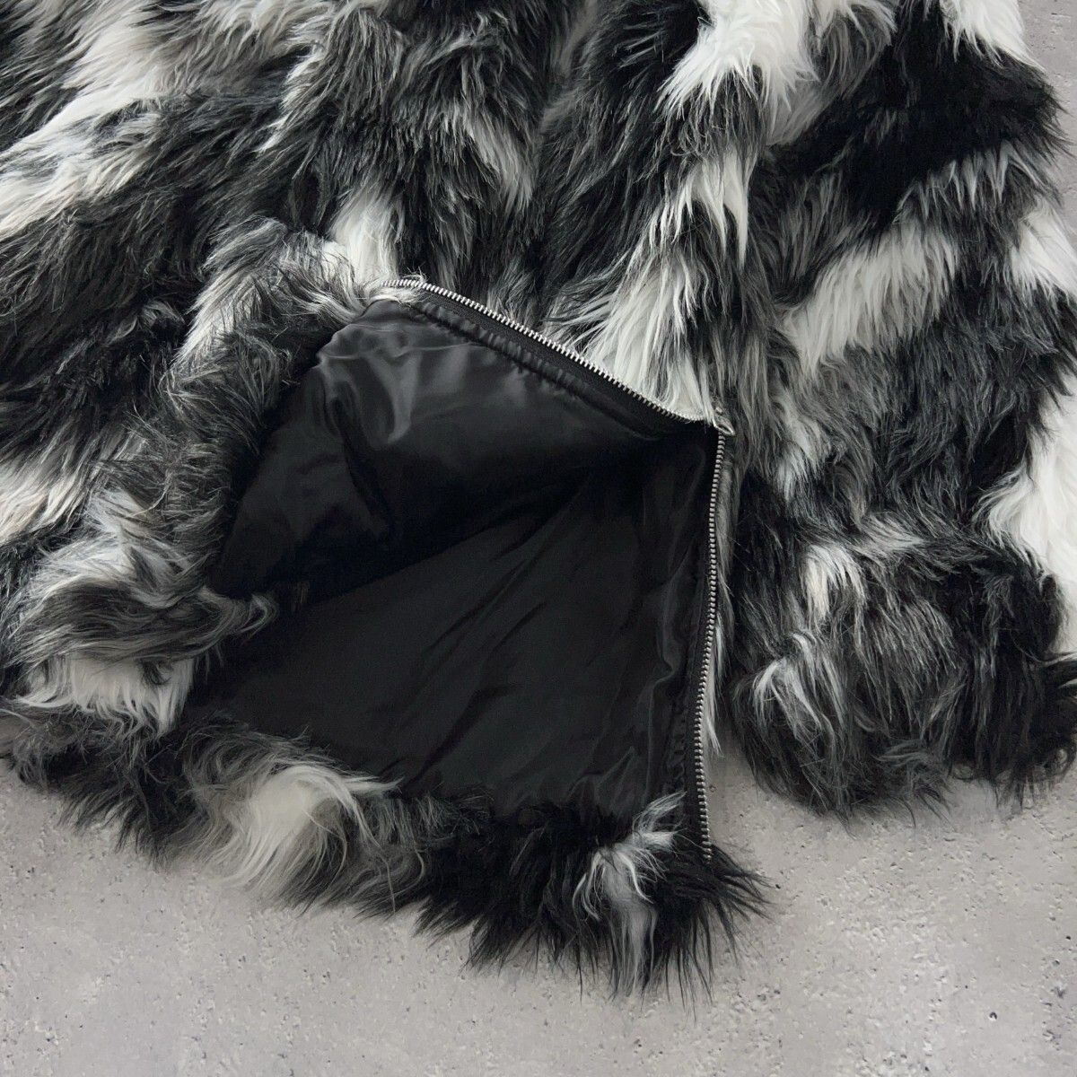 CIVARIZE シヴァーライズ モノトーン ボリューム ファー パーカー ボア