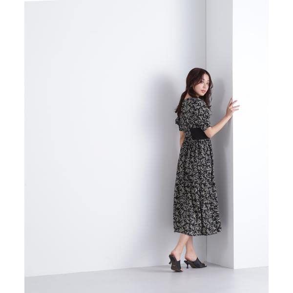 リブ切替フラワープリントワンピース