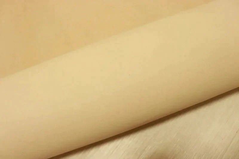 生成り 135ds ヌメ革 牛革 インポート レザー 素上げ 半裁 一枚革 レザークラフト 革 皮 本革 diy 生地 材料