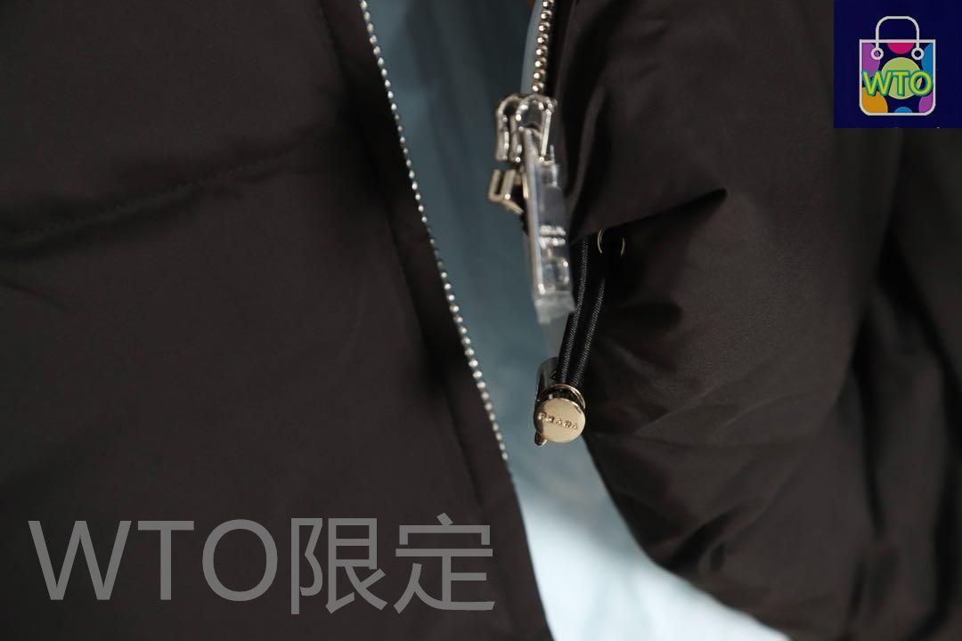 クロップド丈 黒｜