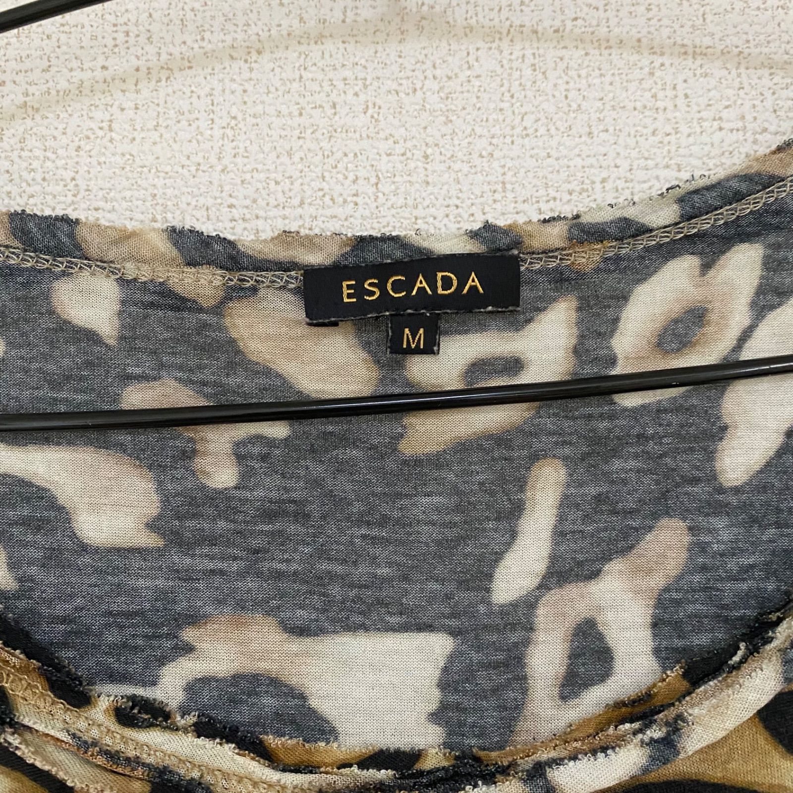 z662 ESCADA エスカーダ ヒョウ柄 トップス レディース Mサイズ - メルカリ