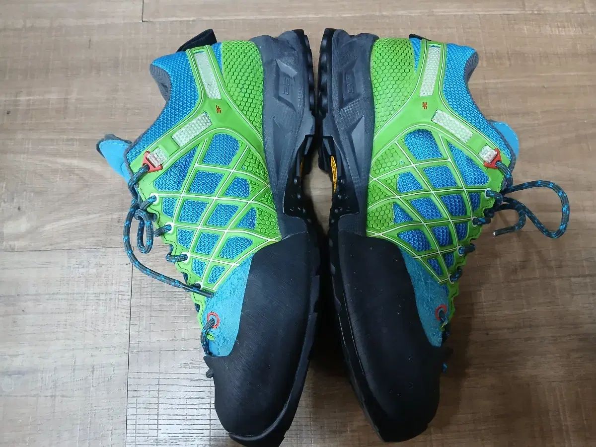 255mm 登山靴