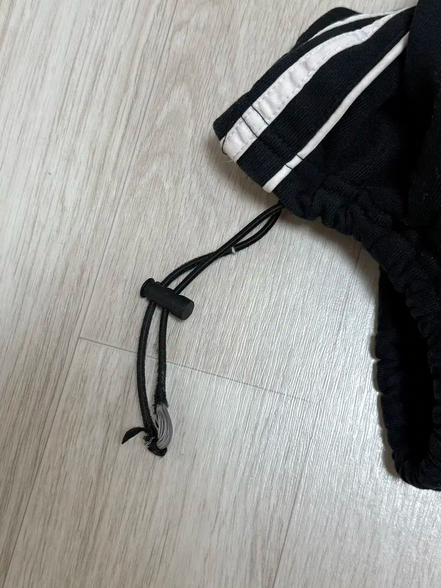 BADBLOOD バッドブラッド 2Way ジョガー スラックス ライン トラックパンツ 黒 xs DECORATOM_COM_BR