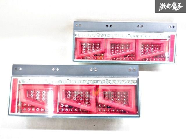 【ストア出品】未使用 スリースターズ 汎用 トラック用 LED テール テールランプ 12V 24V シーケンシャル 左右セット 棚2L11