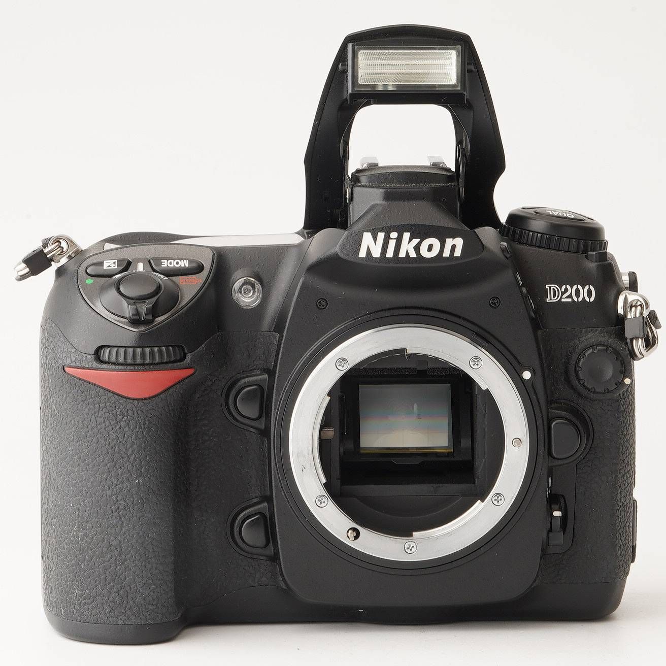 【シャッター2538回】美品 Nikon D200 デジタル一眼レフカメラ シャッター2538回】美品 Nikon D200 デジタル一眼レフカメラ